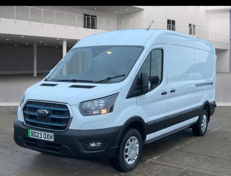 FORD TRANSIT  425 68kWh Trend 