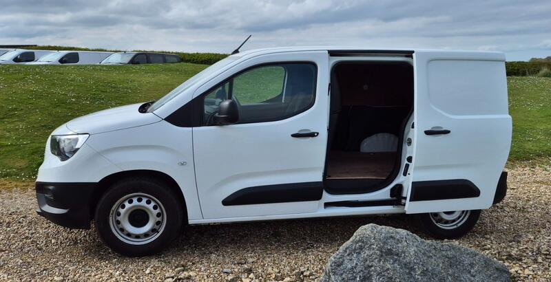 VAUXHALL COMBO