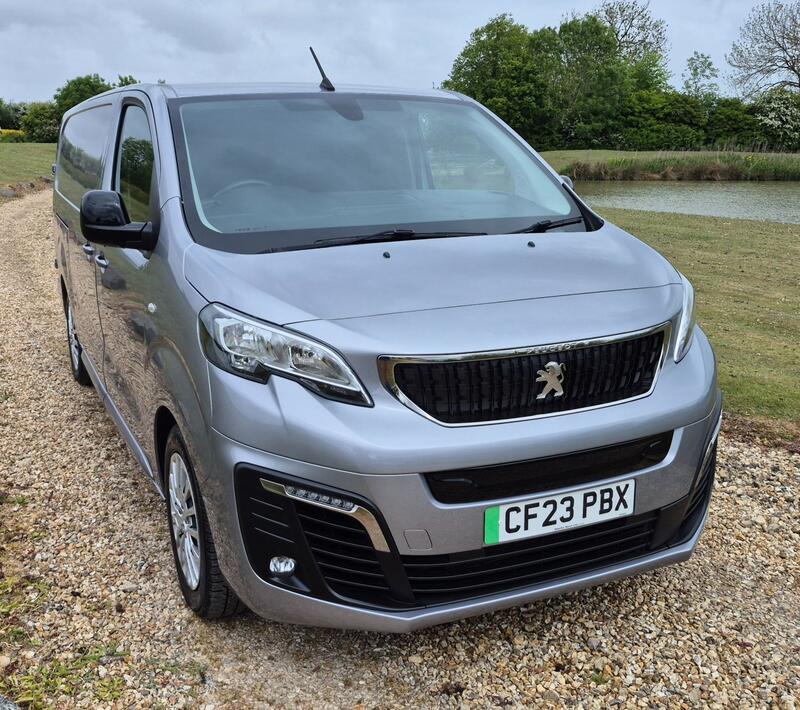 PEUGEOT EXPERT