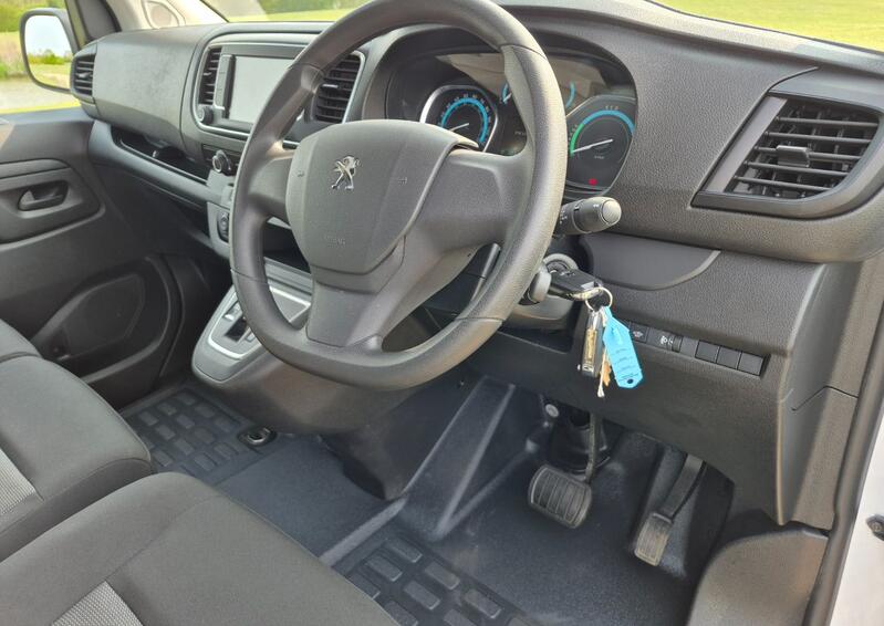PEUGEOT EXPERT