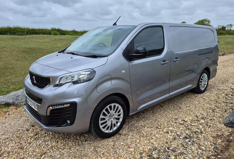 PEUGEOT EXPERT