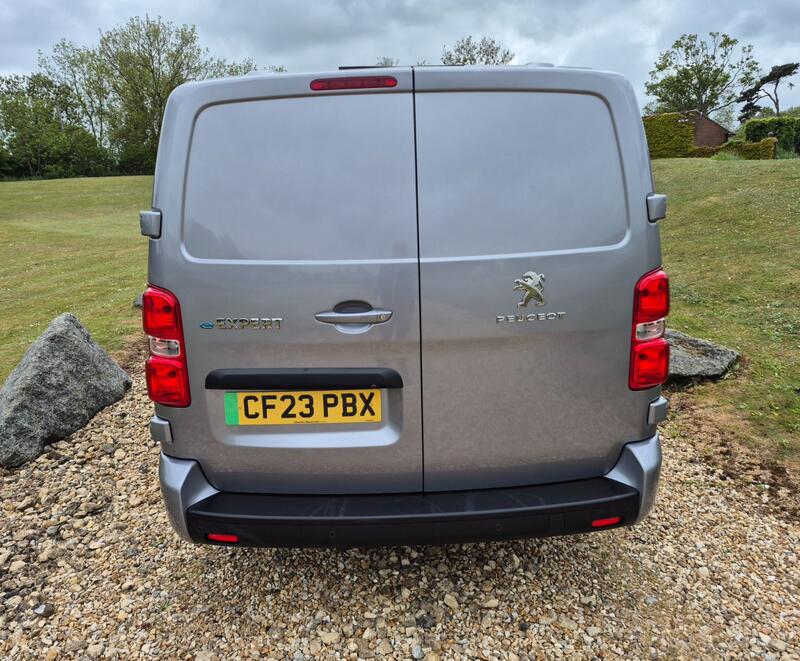 PEUGEOT EXPERT