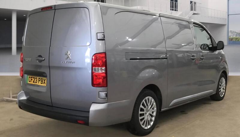 PEUGEOT EXPERT
