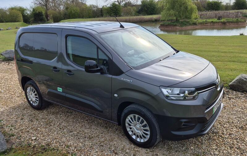 TOYOTA PROACE CITY