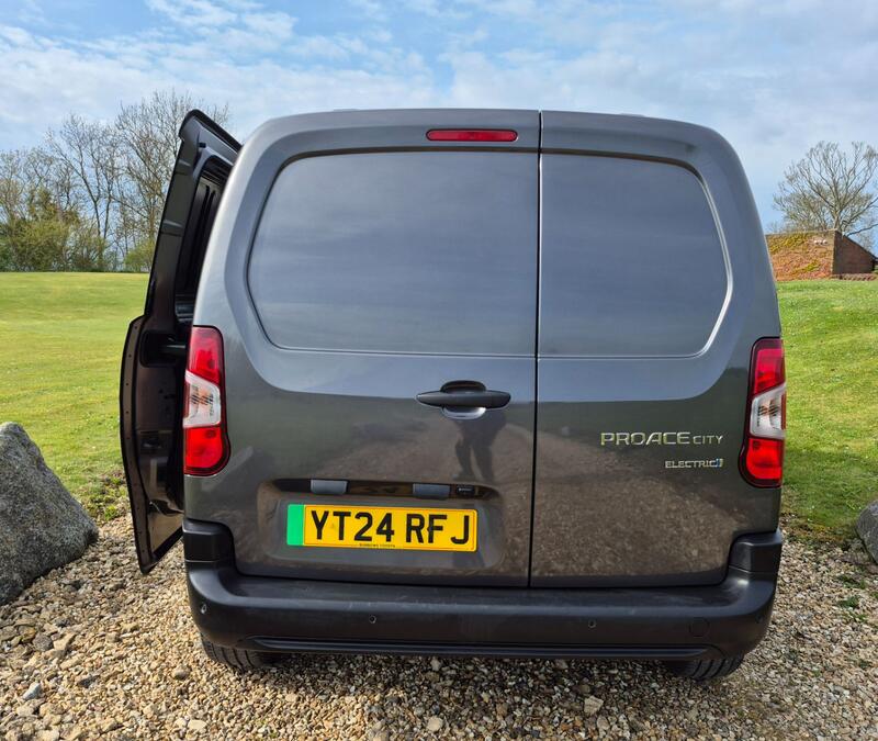TOYOTA PROACE CITY