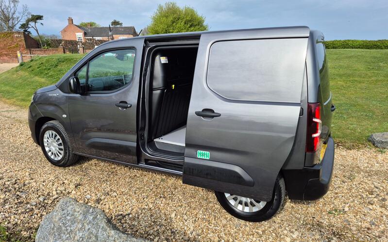 TOYOTA PROACE CITY