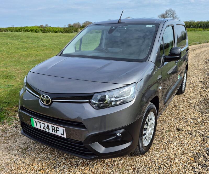 TOYOTA PROACE CITY