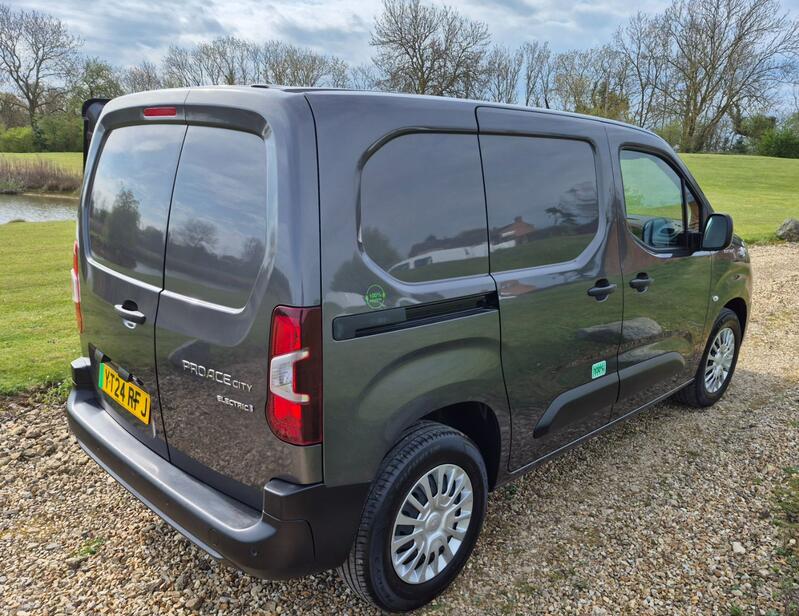 TOYOTA PROACE CITY