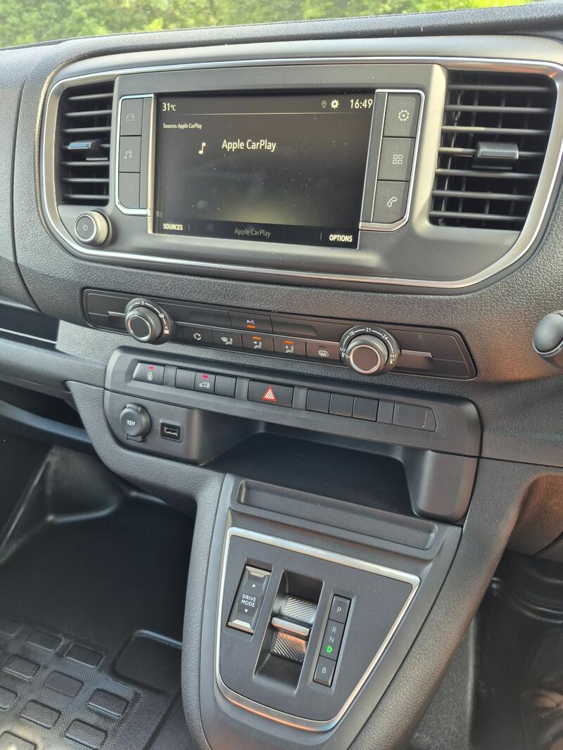 VAUXHALL VIVARO