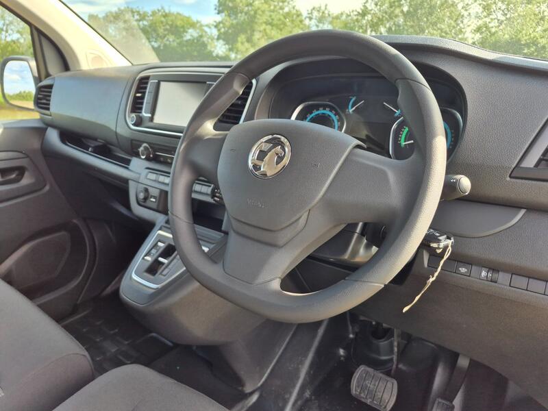 VAUXHALL VIVARO