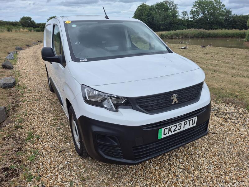 PEUGEOT PARTNER