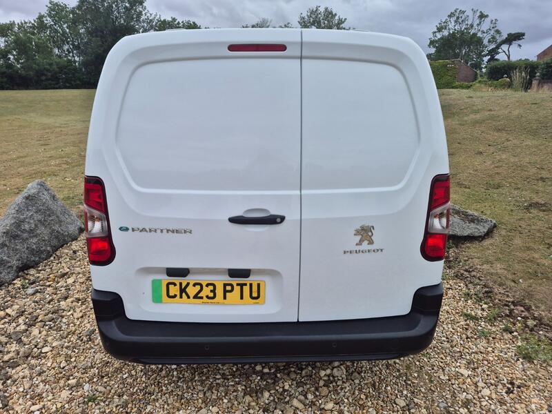 PEUGEOT PARTNER