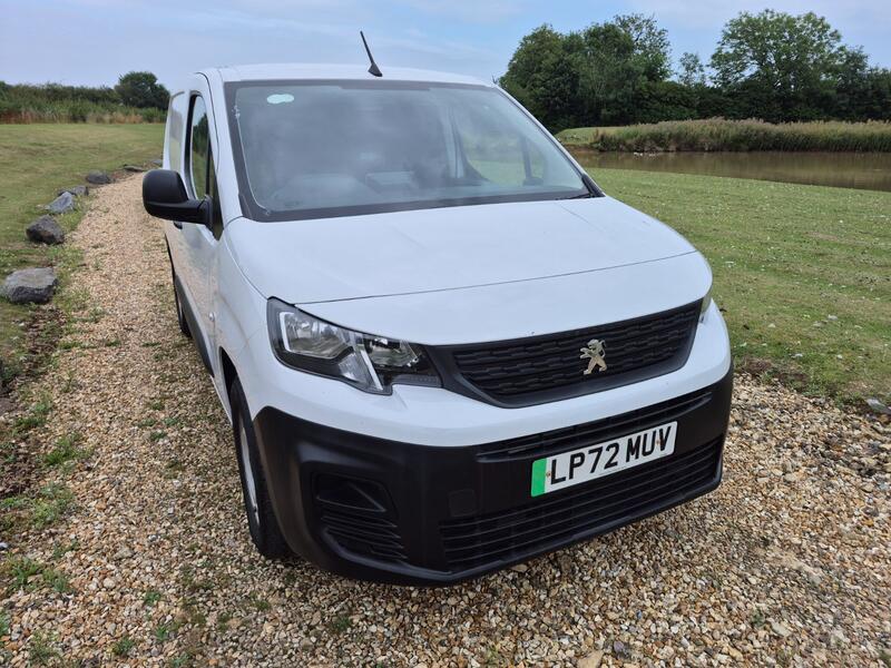 PEUGEOT PARTNER