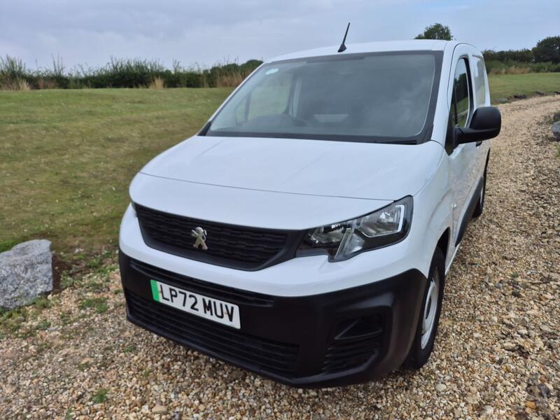 PEUGEOT PARTNER