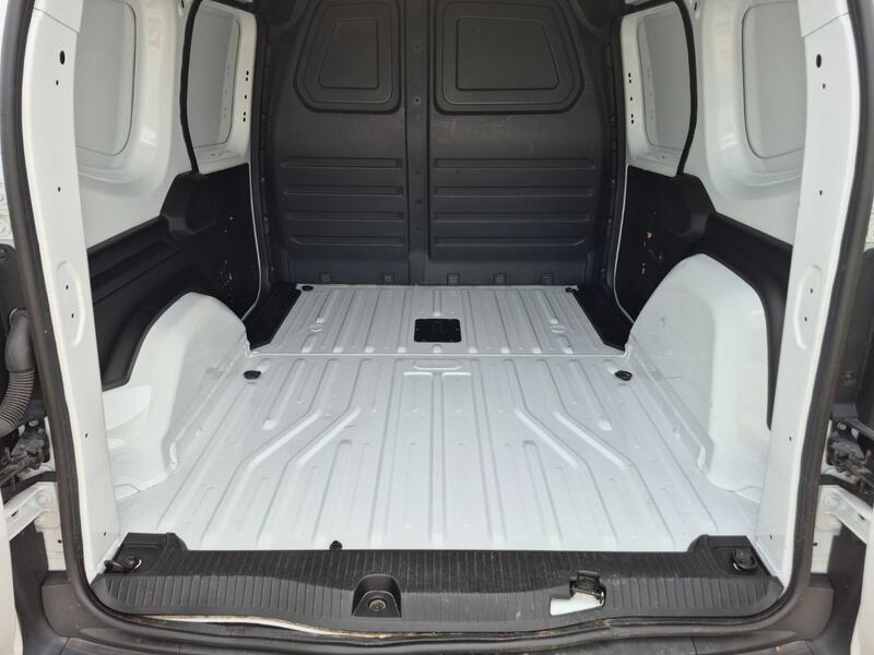 NISSAN TOWNSTAR